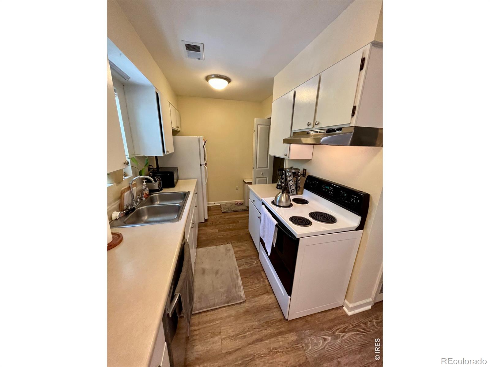 348 Collyer Street Longmont CO 80501