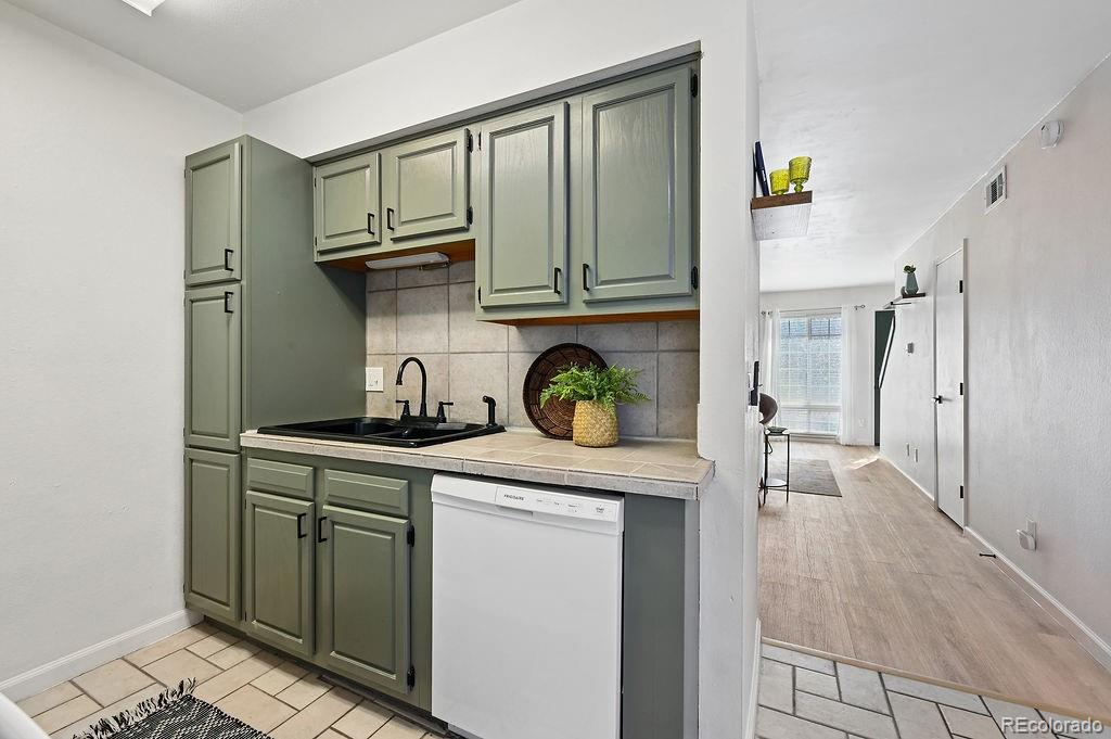 12155 E Ford Avenue Aurora CO 80012
