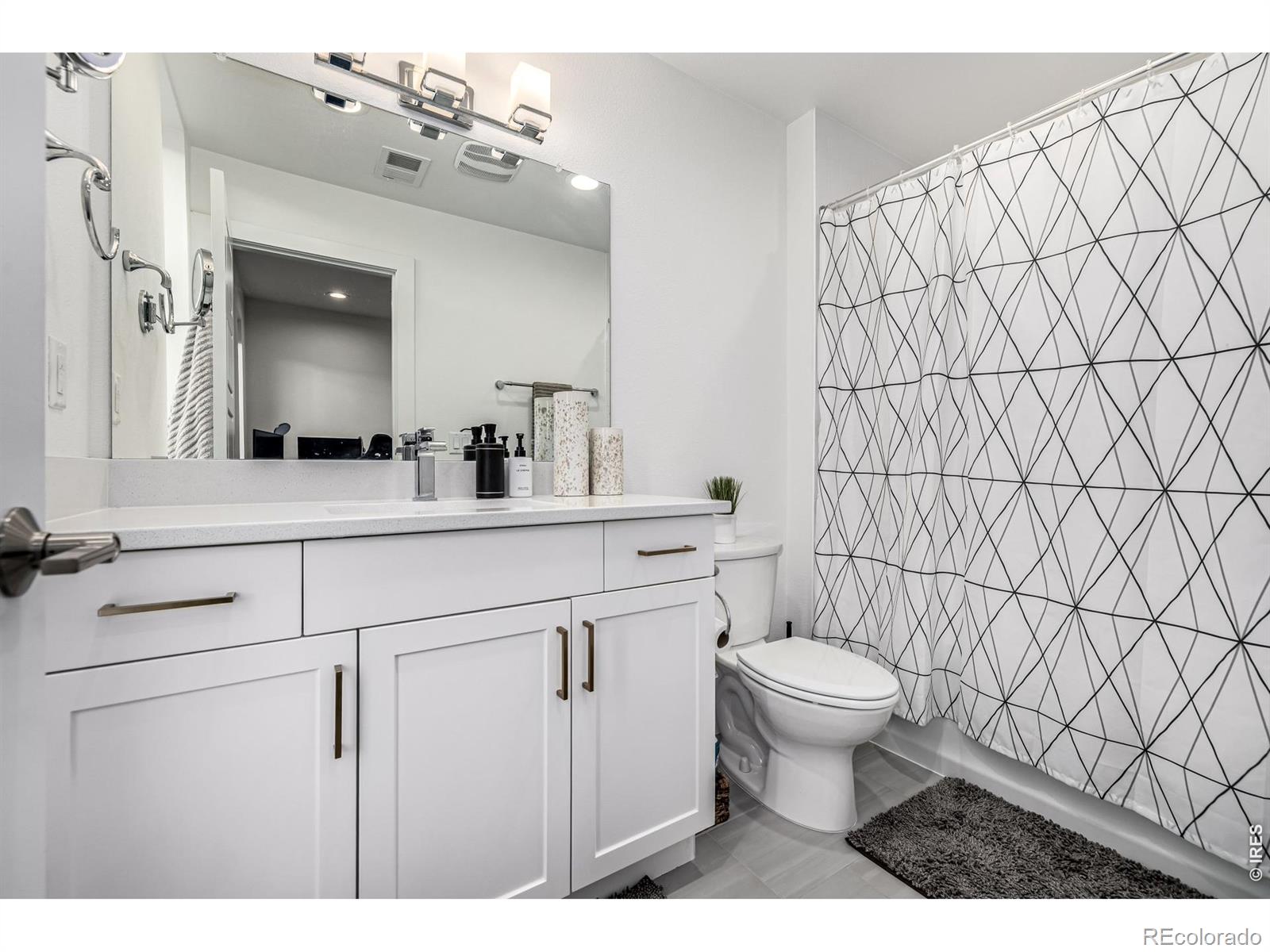 6820 E Lowry Boulevard Denver CO 80230