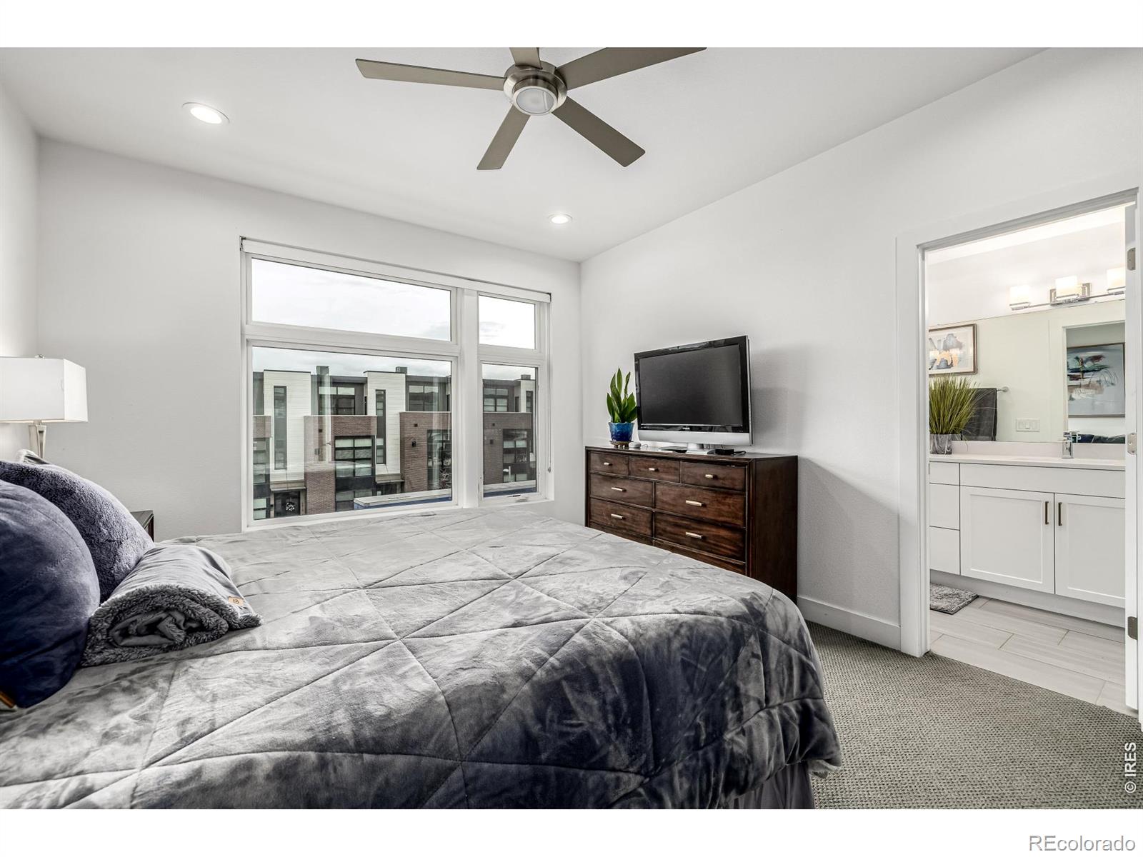 6820 E Lowry Boulevard Denver CO 80230