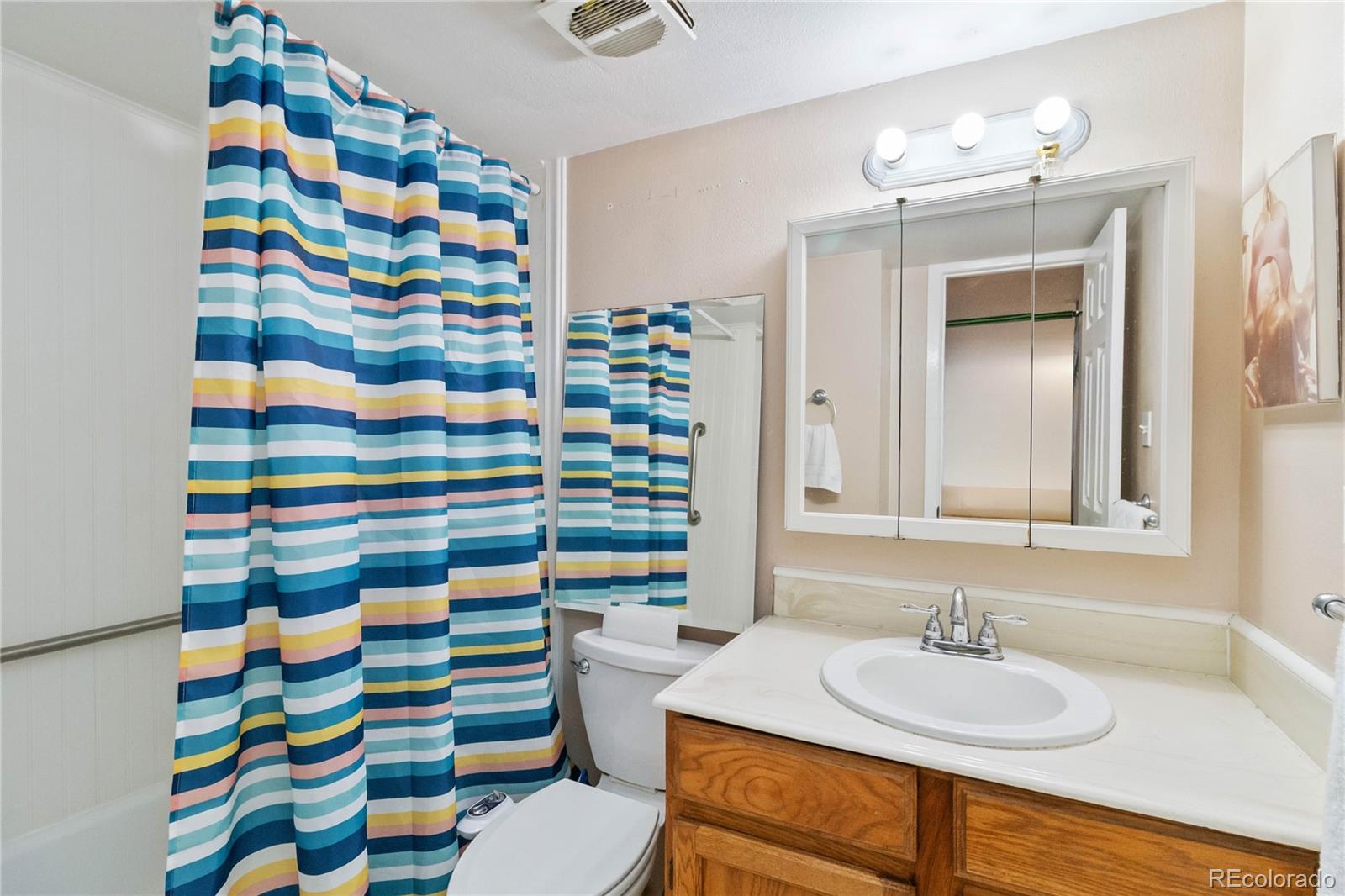 1390 Everett Court Lakewood CO 80215
