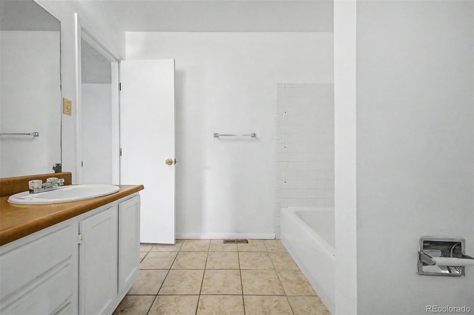 10351 E Evans Avenue Aurora CO 80247