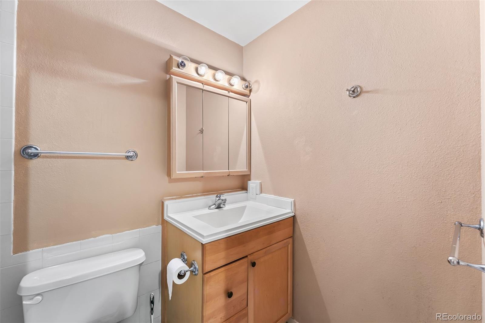 9105 E Lehigh Avenue Denver CO 80237