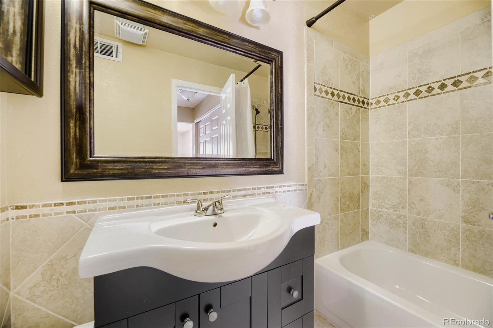 5755 W Atlantic Place Lakewood CO 80227