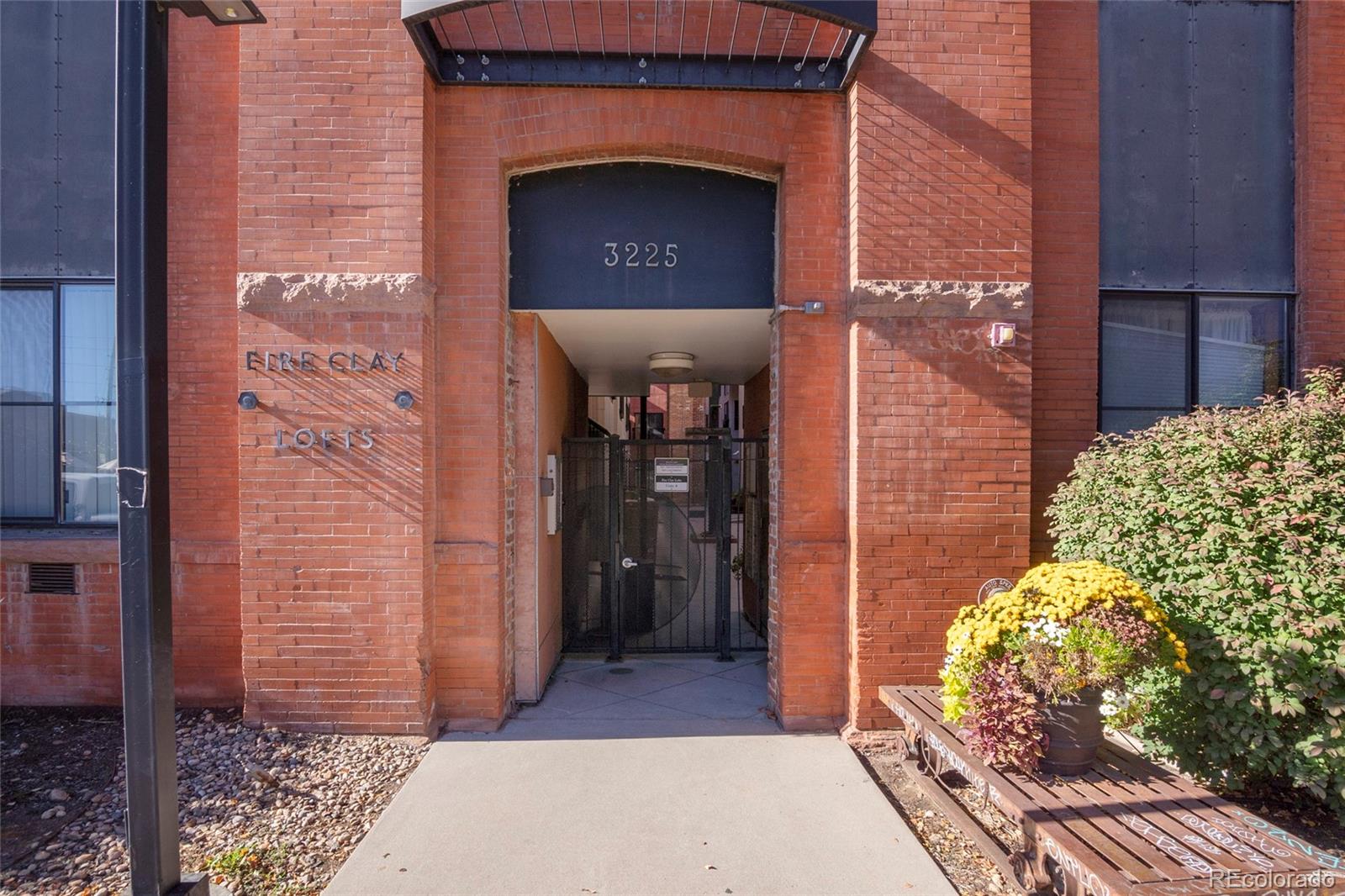 3225 Blake Street Denver CO 80205