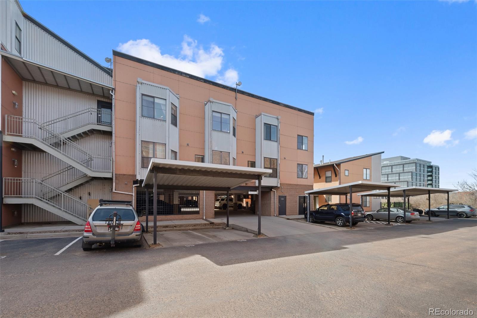 3225 Blake Street Denver CO 80205