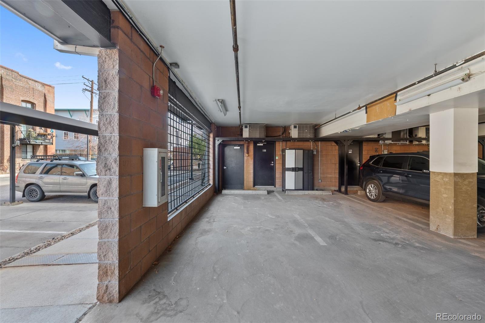 3225 Blake Street Denver CO 80205