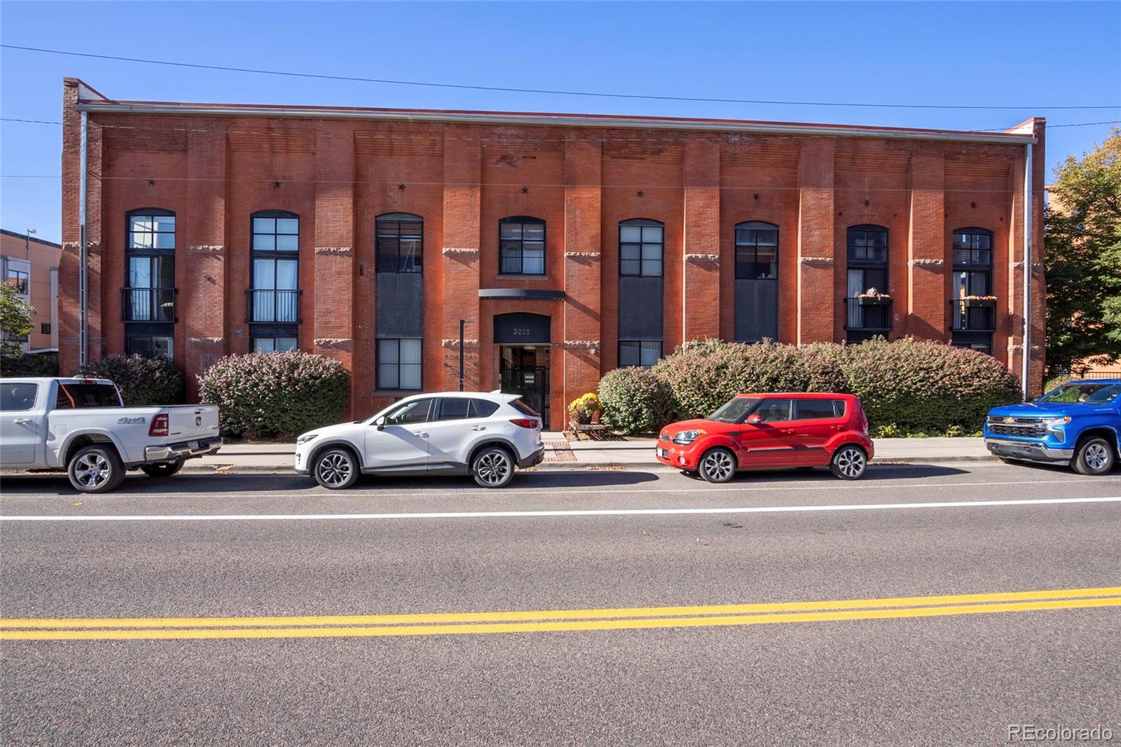 3225 Blake Street Denver CO 80205