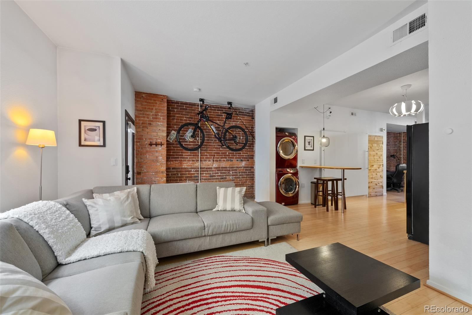 3225 Blake Street Denver CO 80205