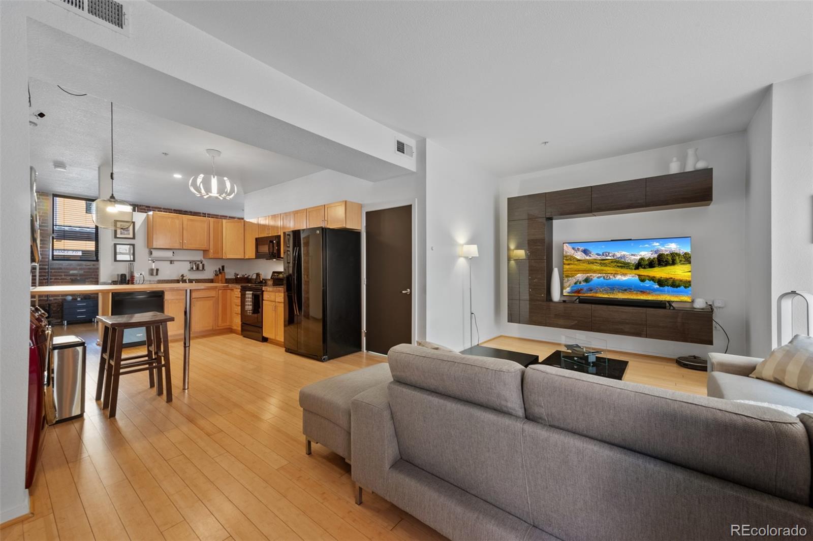 3225 Blake Street Denver CO 80205