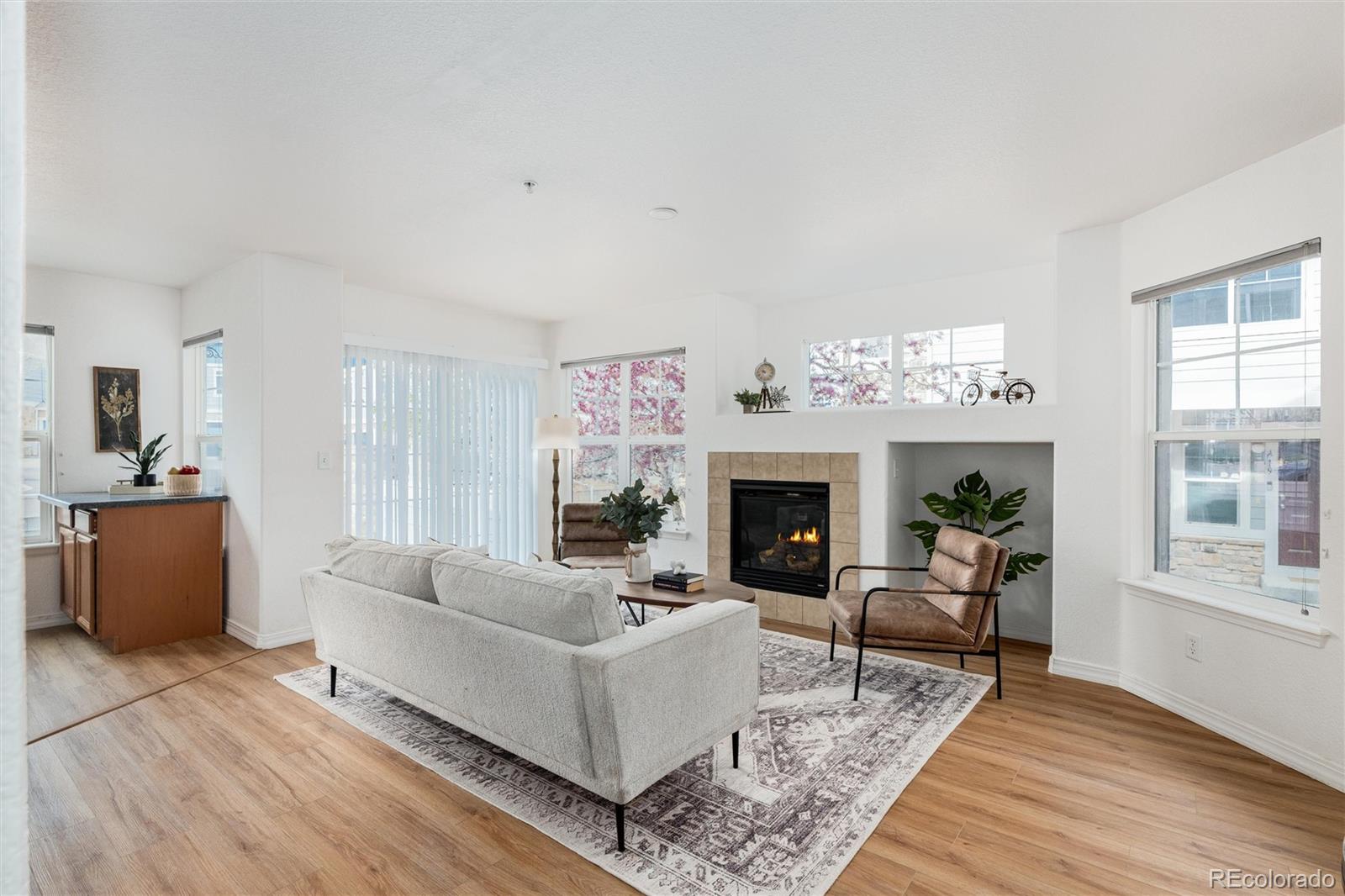 23501 Alamo Place Aurora CO 80016