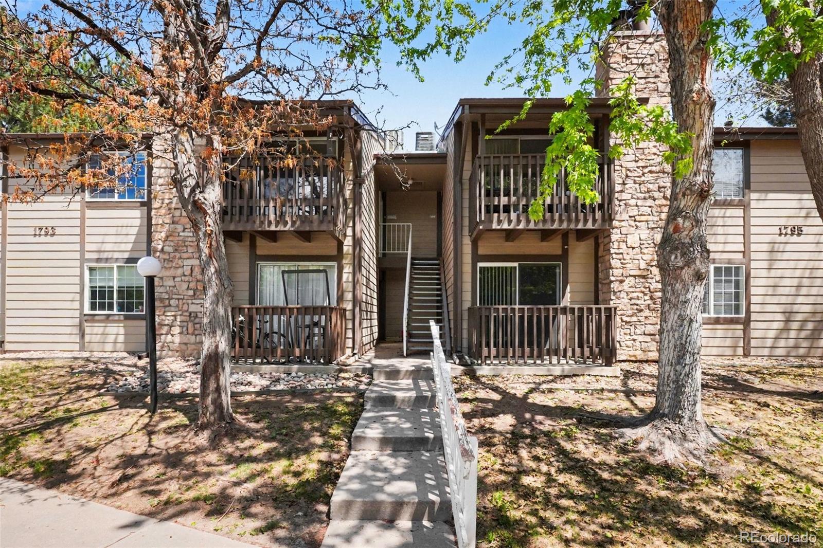 1793 S Pitkin Street Aurora CO 80017