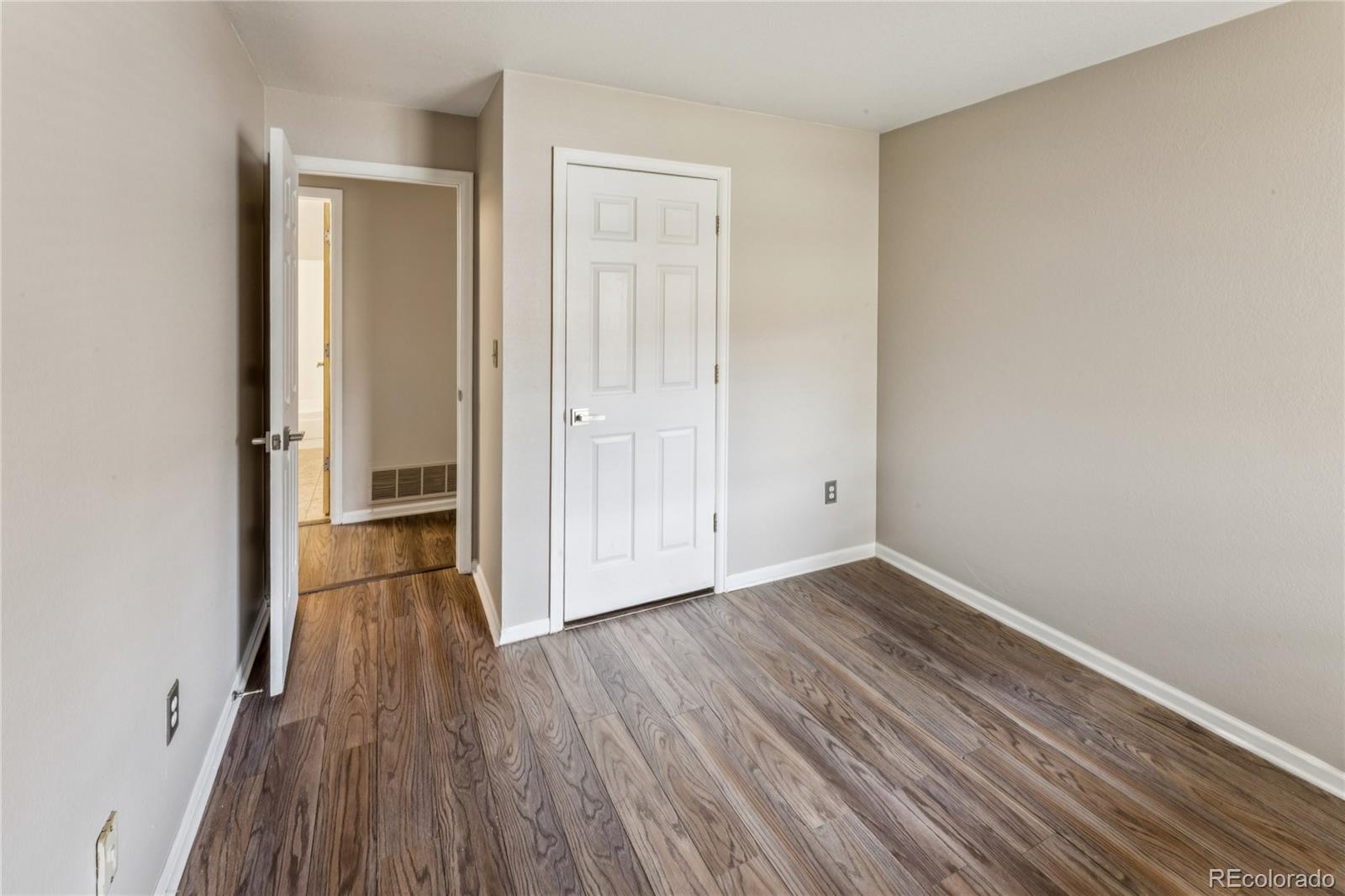 2181 S Troy Way Aurora CO 80014