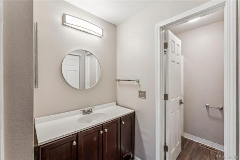 2181 S Troy Way Aurora CO 80014