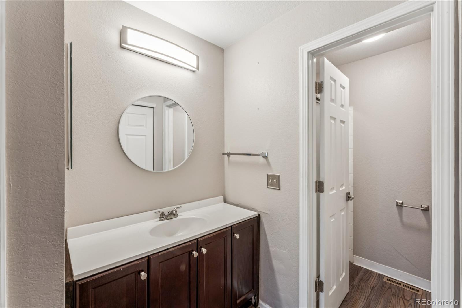 2181 S Troy Way Aurora CO 80014