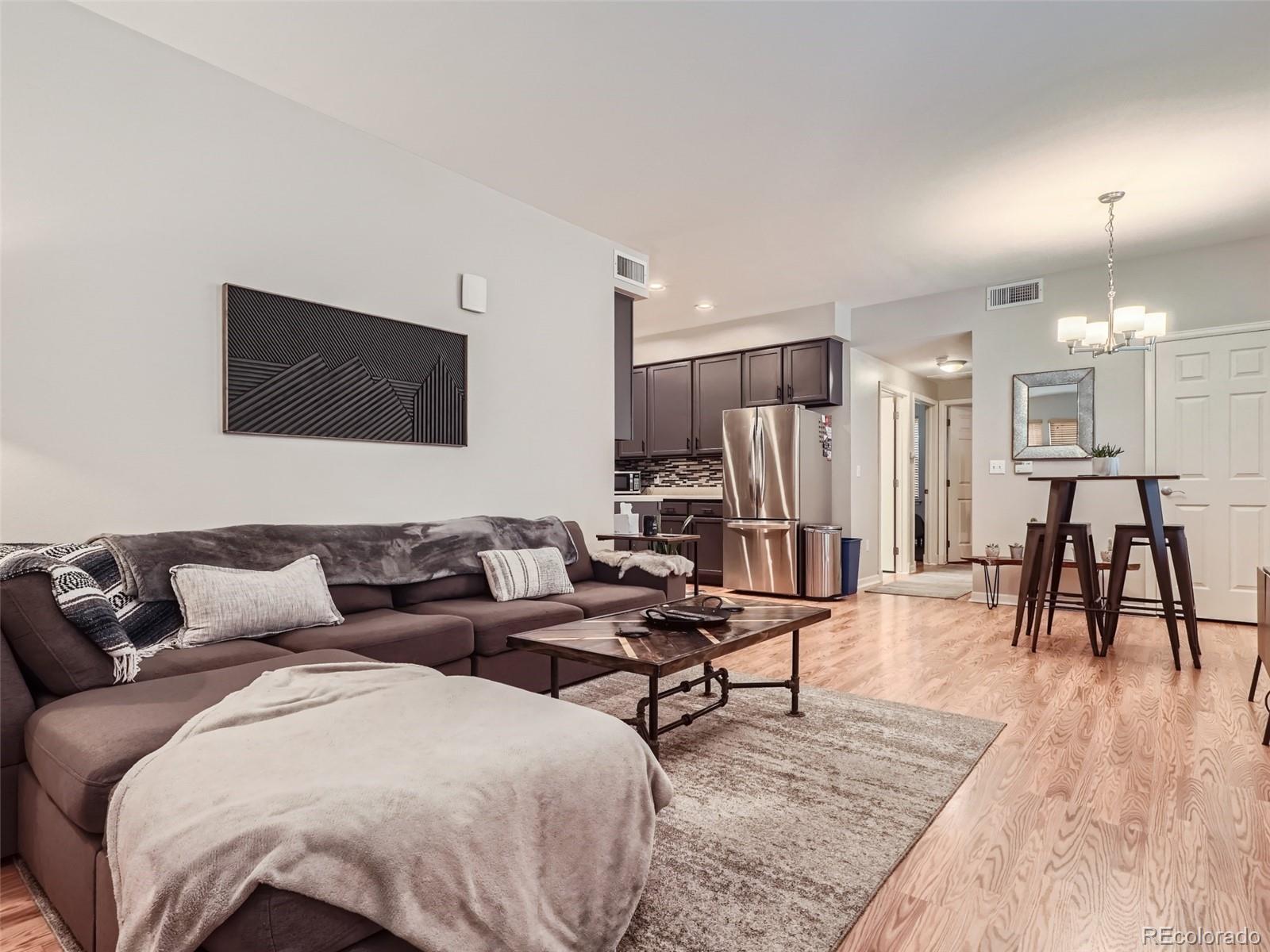 2743 Roslyn Street Denver CO 80238