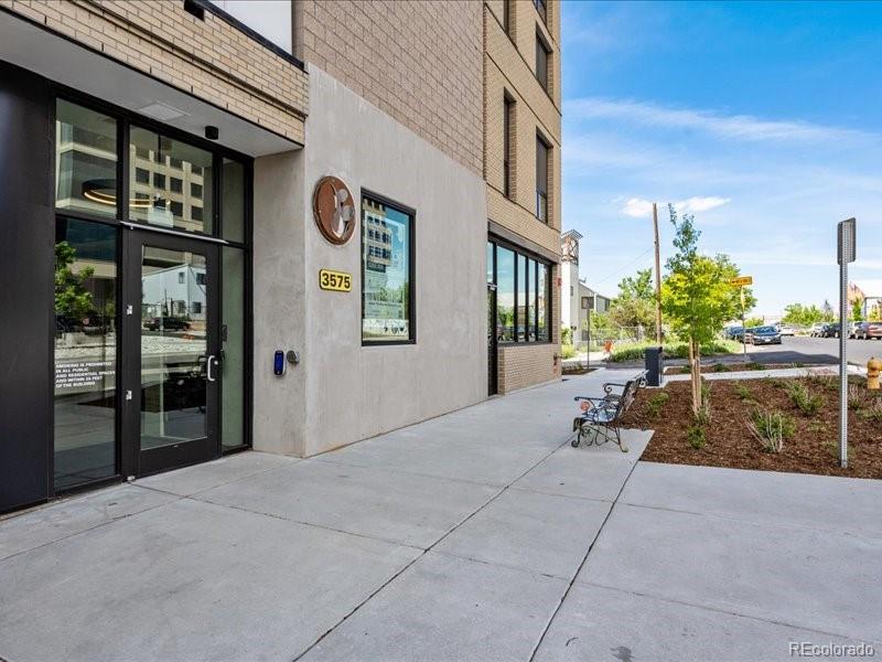 3575 Chestnut Place Denver CO 80216