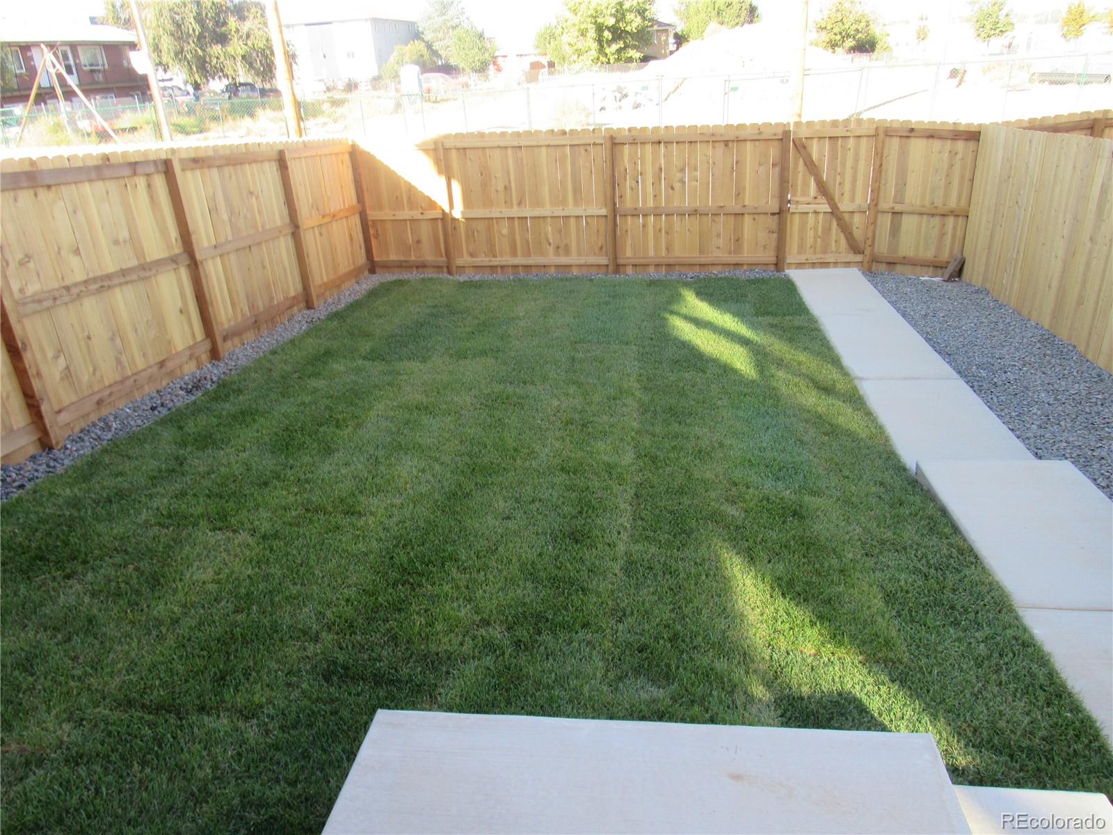 2371 N Elmira Street Aurora CO 80010