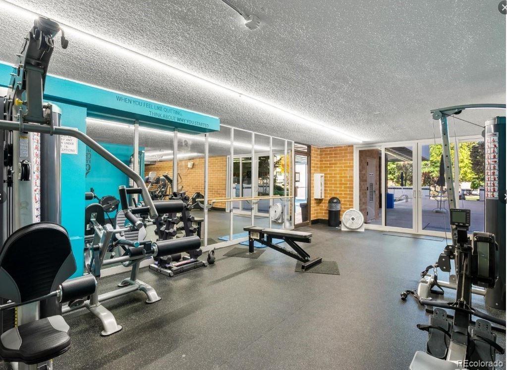 2880 S Locust Street Denver CO 80222