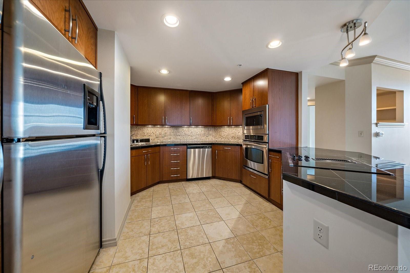 8100 E Union Avenue Denver CO 80237