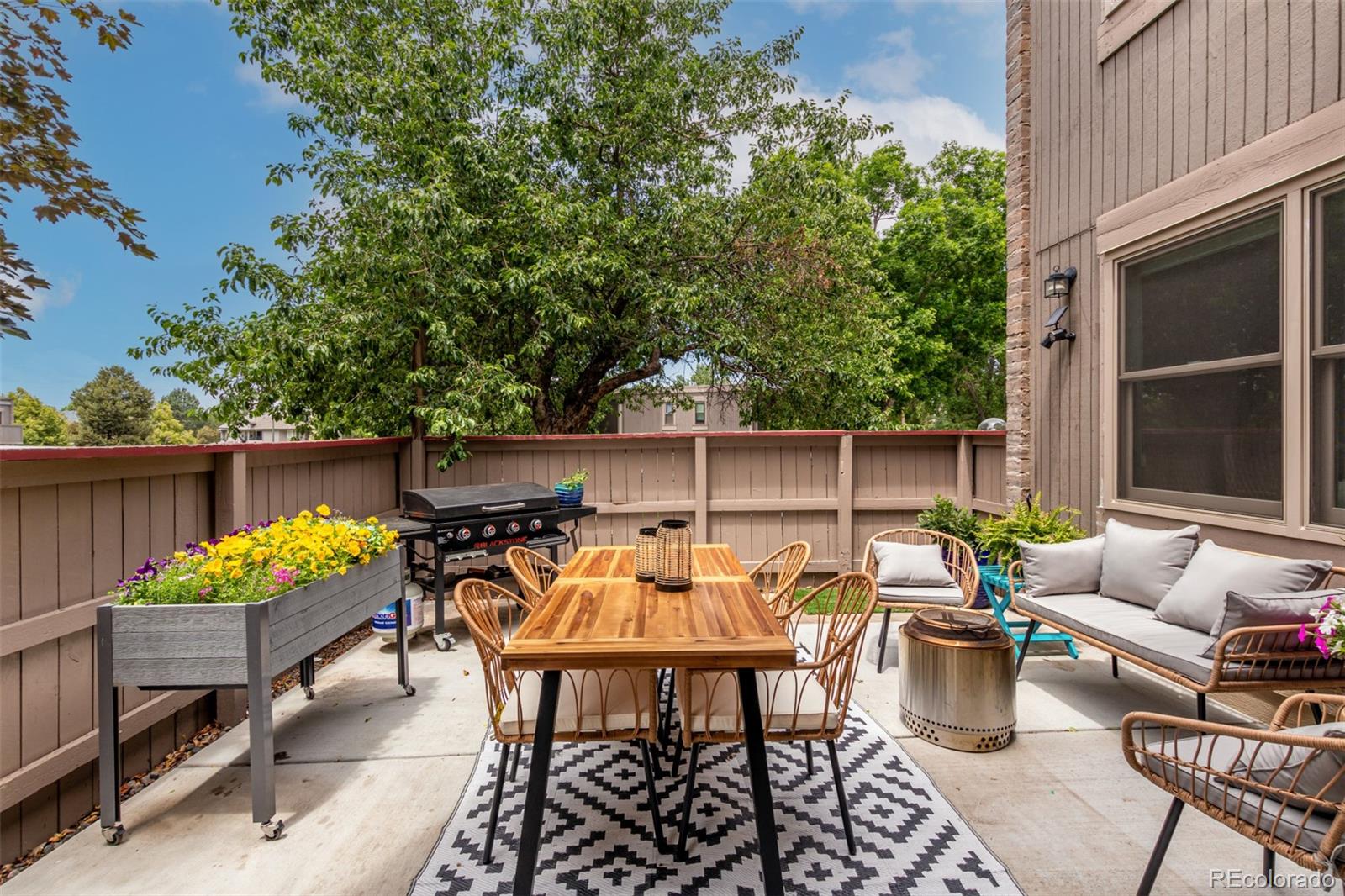 1152 S Yosemite Way Denver CO 80247