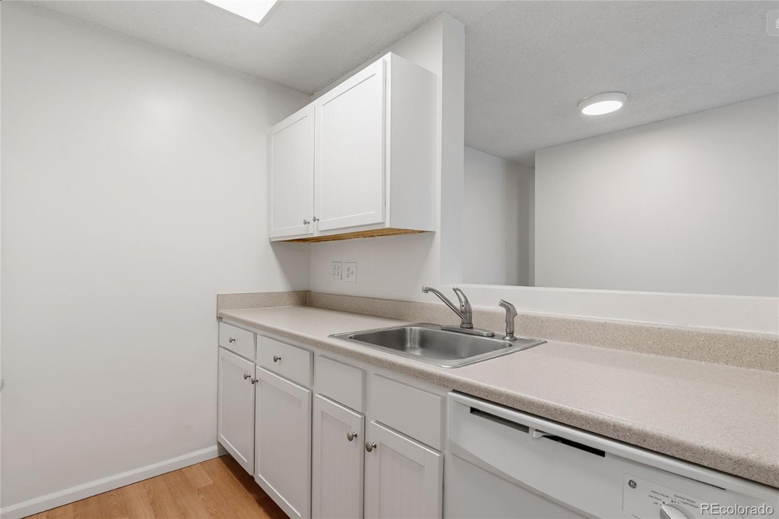 2231 S Vaughn Way Aurora CO 80014