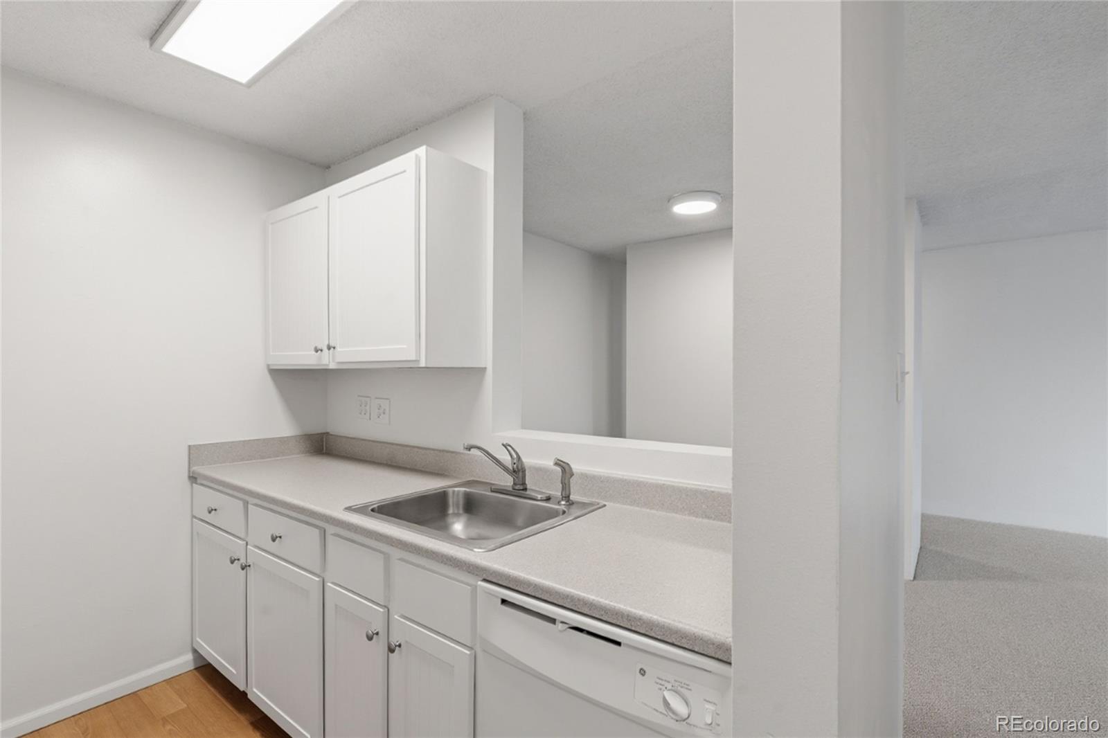 2231 S Vaughn Way Aurora CO 80014