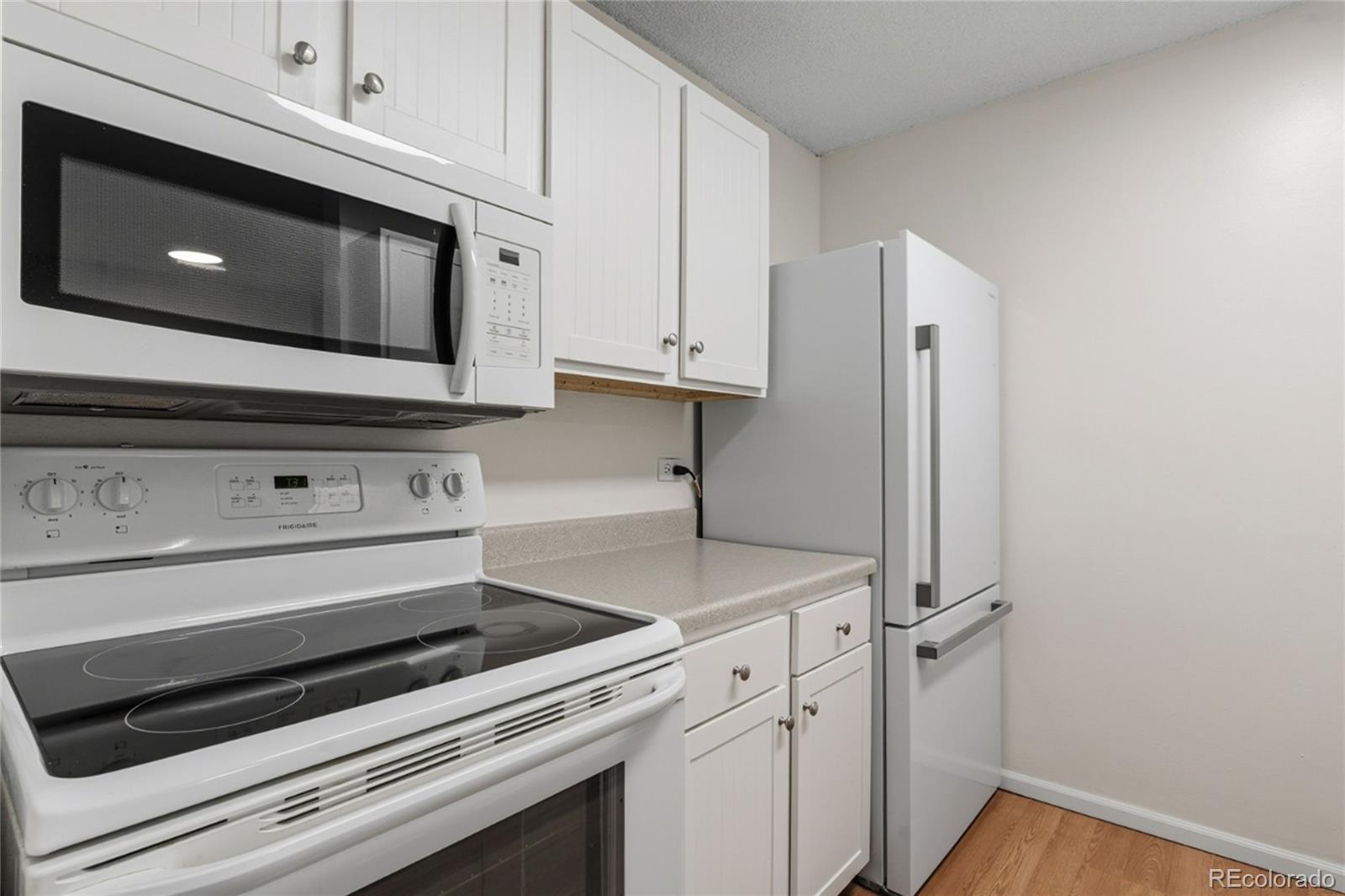 2231 S Vaughn Way Aurora CO 80014