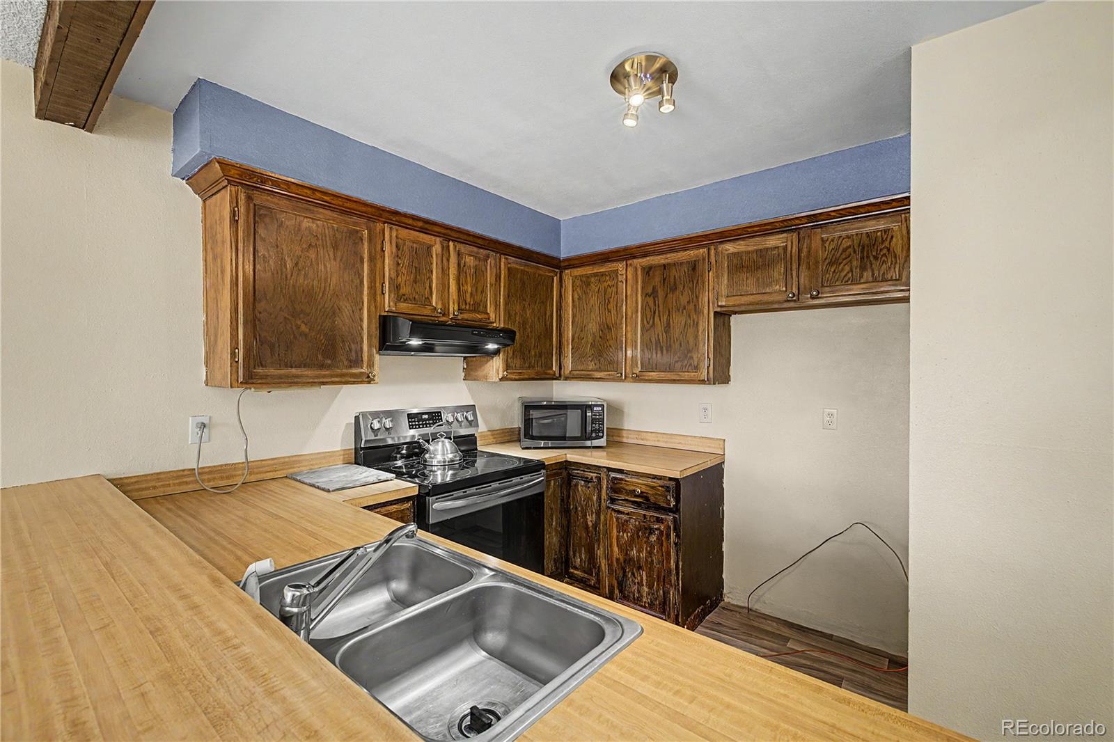 2009 S Hannibal Street Aurora CO 80013