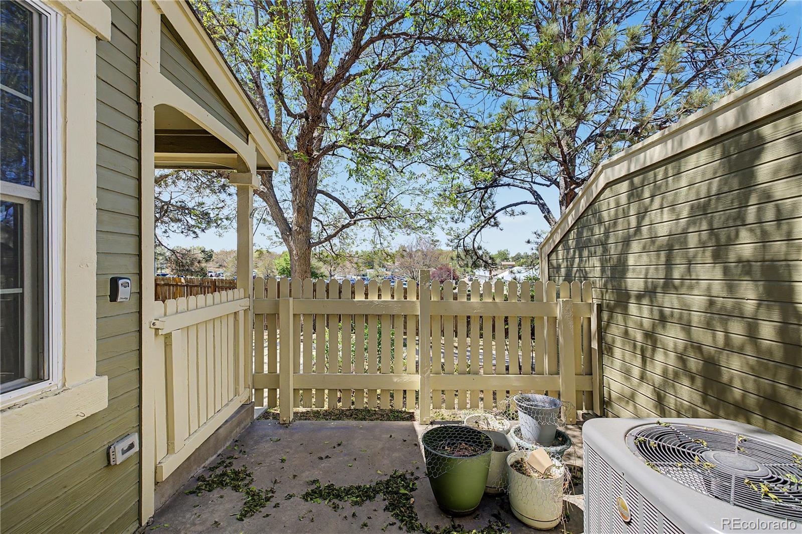 2009 S Hannibal Street Aurora CO 80013