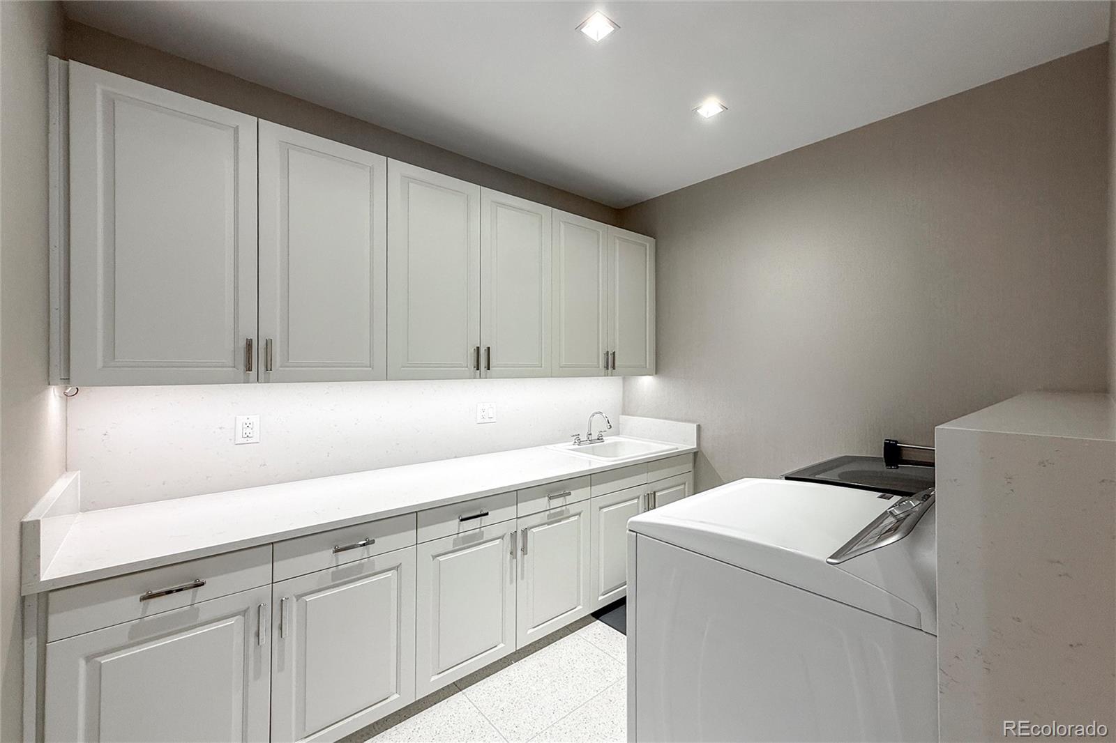 279 Madison Street Denver CO 80206