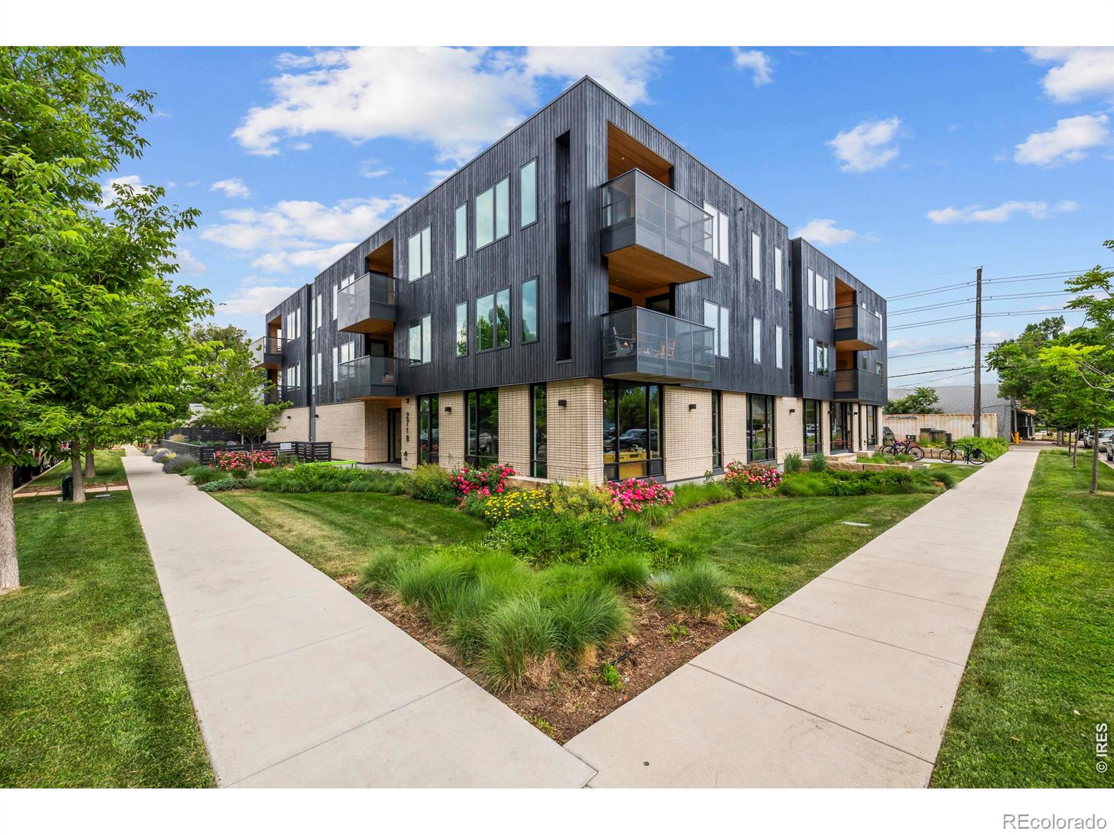 2718 Pine Street Boulder CO 80302