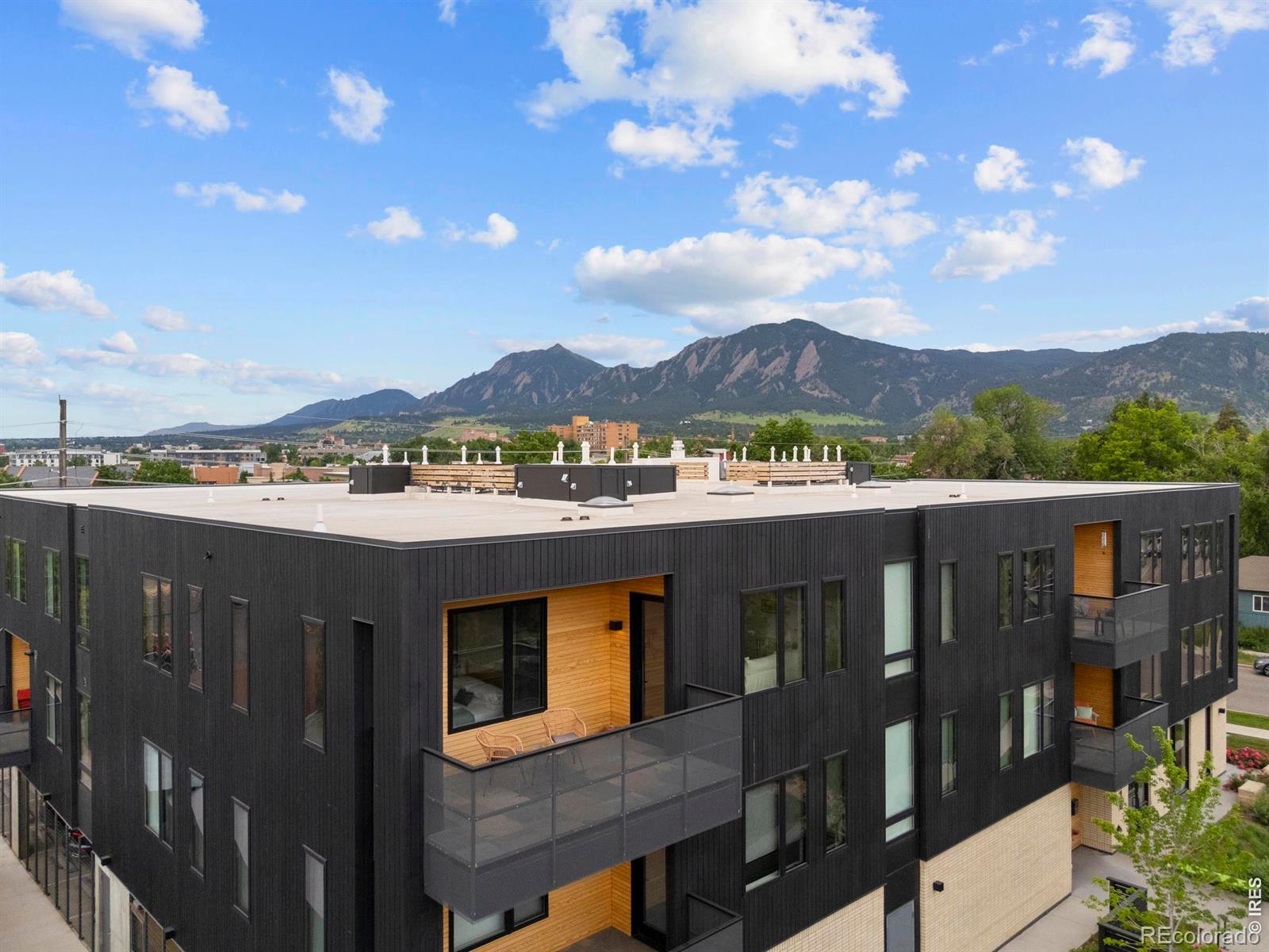 2718 Pine Street Boulder CO 80302