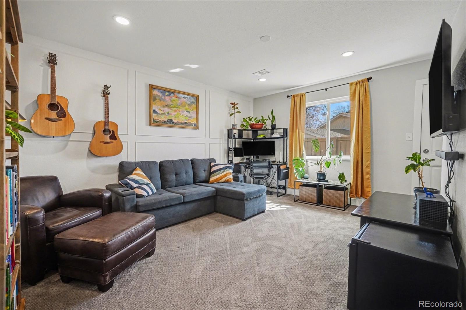 972 S Miller Street Lakewood CO 80226