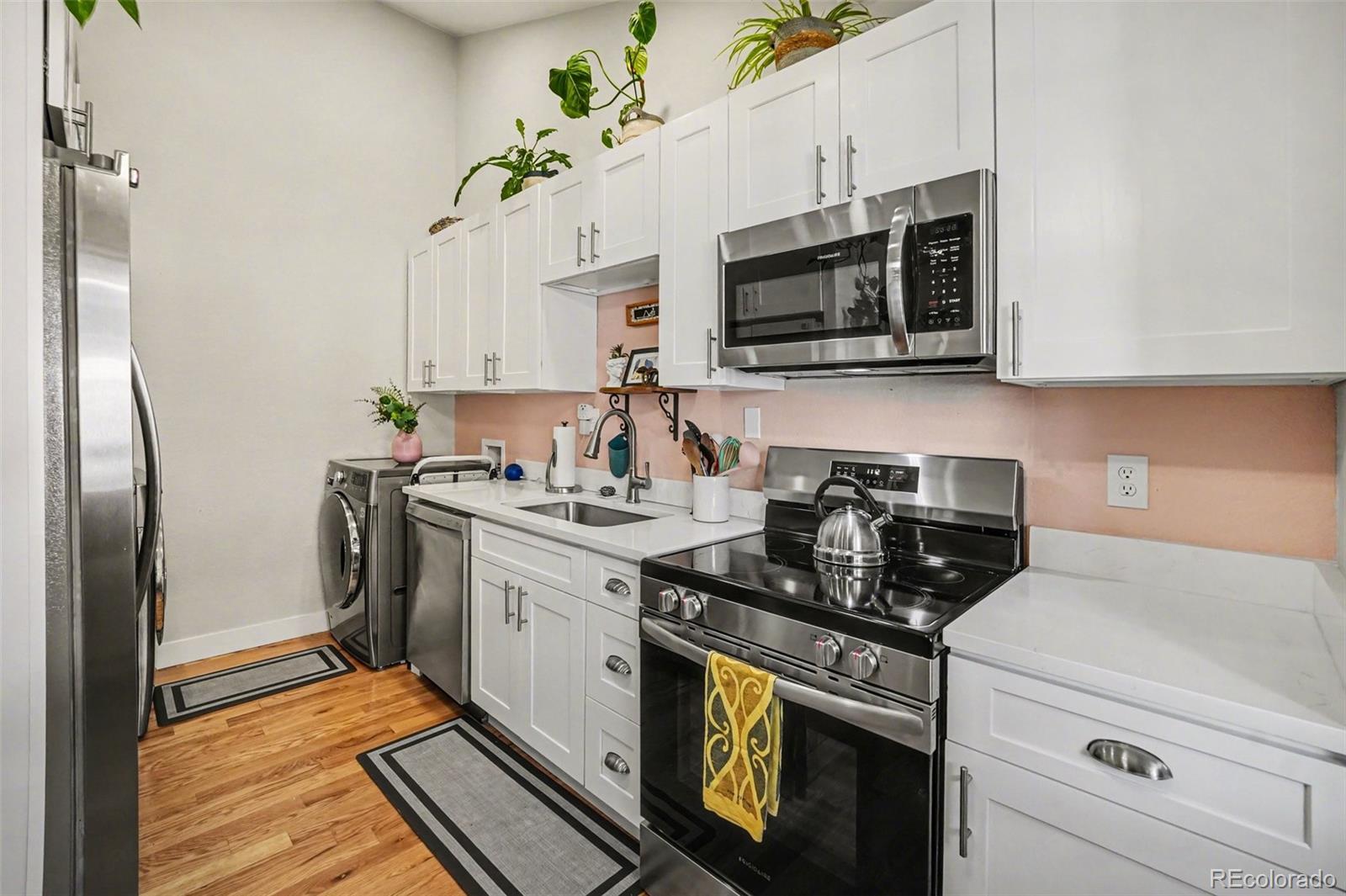 972 S Miller Street Lakewood CO 80226