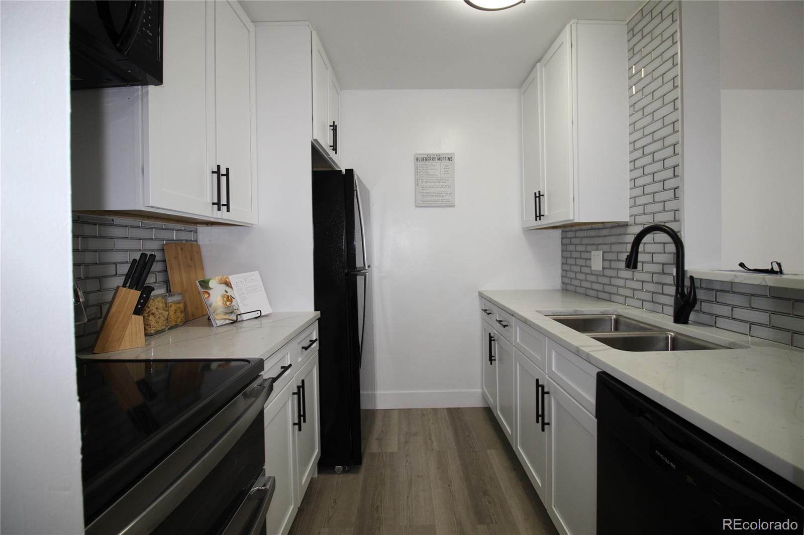 2281 S Vaughn Way Aurora CO 80014