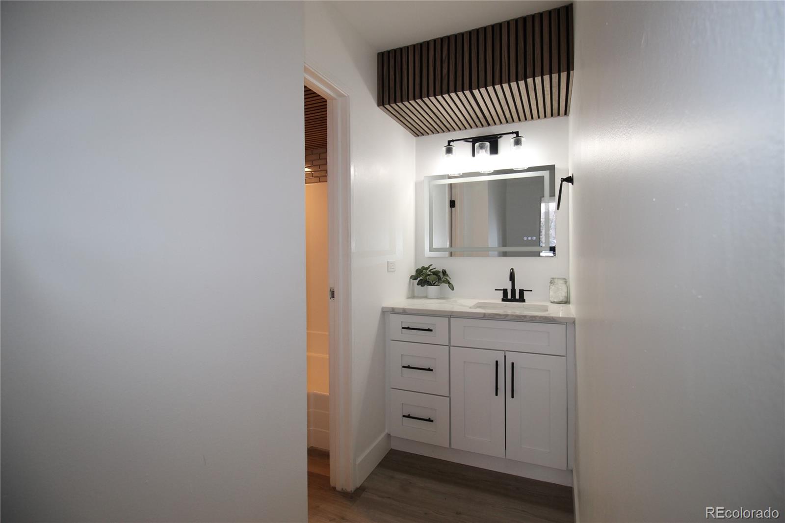 2281 S Vaughn Way Aurora CO 80014
