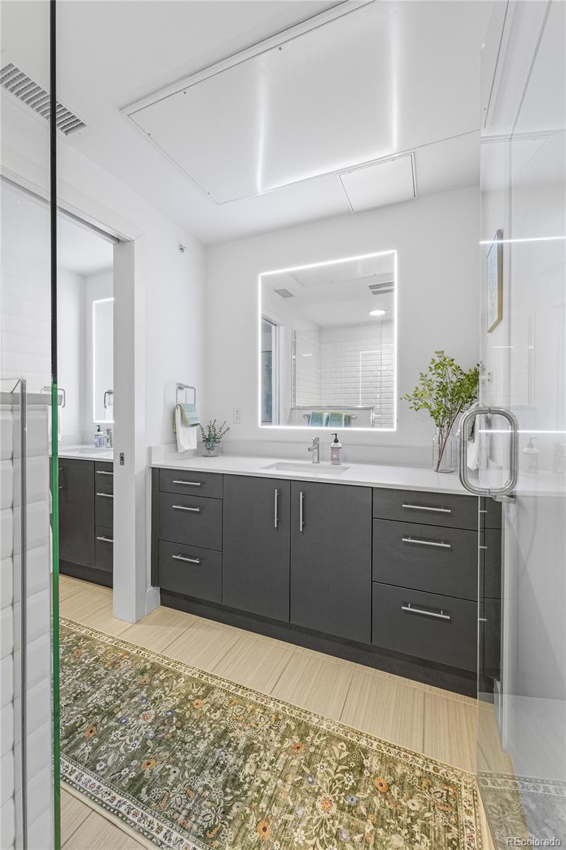 2530 Lawrence Street Denver CO 80205