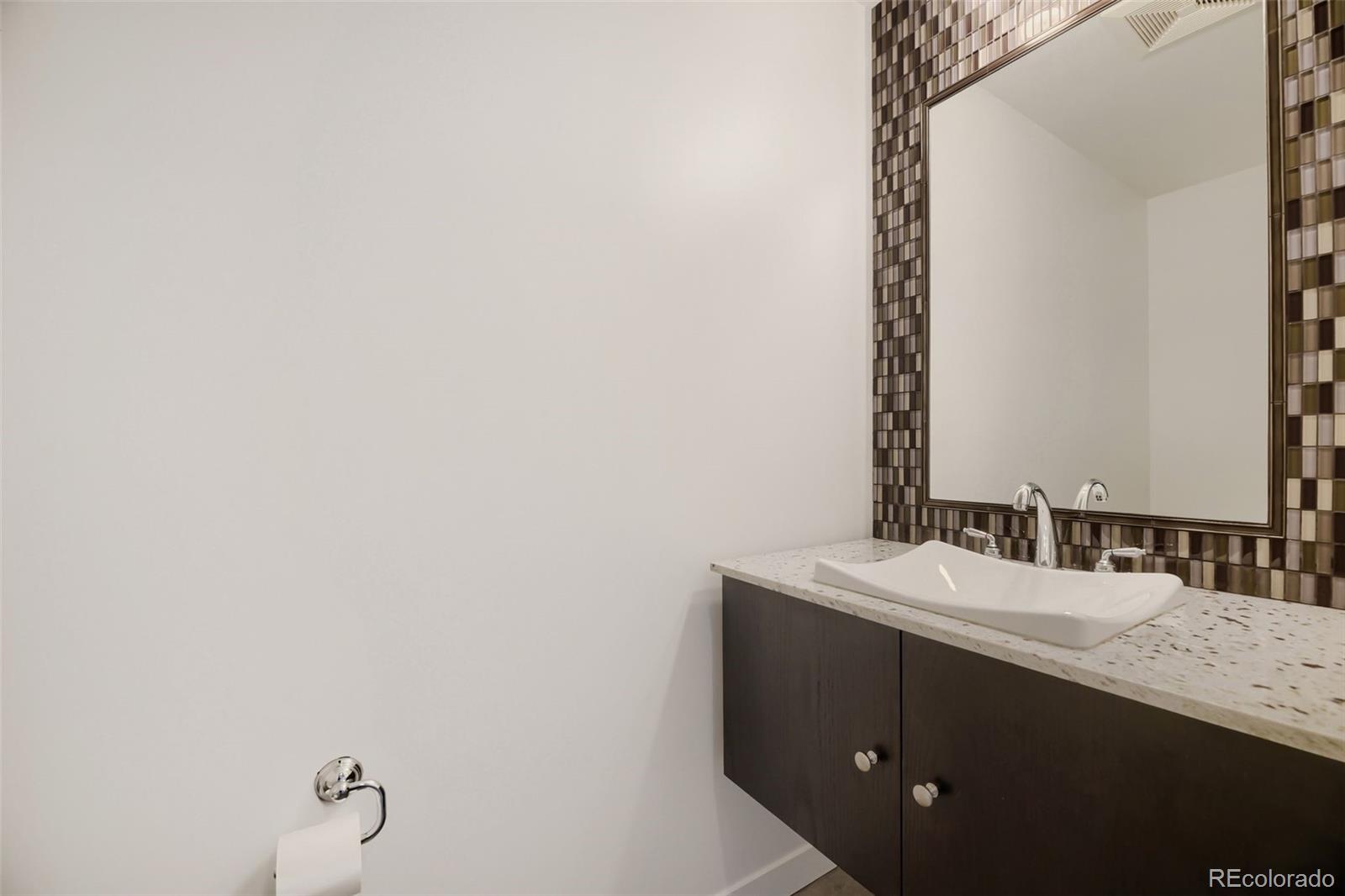 2001 Lincoln Street Denver CO 80202