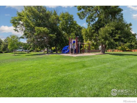 805 Summer Hawk Drive Longmont CO 80504