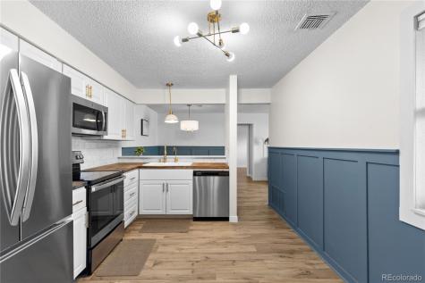 2330 E Fremont Avenue Littleton CO 80122