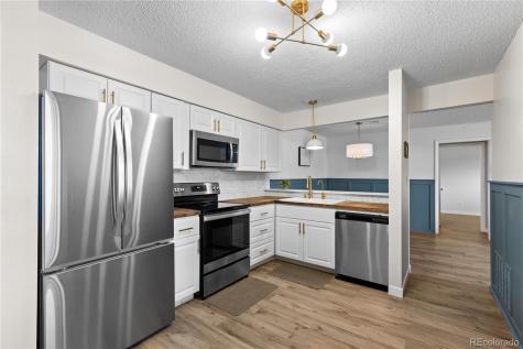 2330 E Fremont Avenue Littleton CO 80122