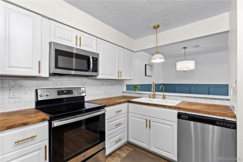 2330 E Fremont Avenue Littleton CO 80122