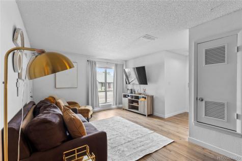 2330 E Fremont Avenue Littleton CO 80122