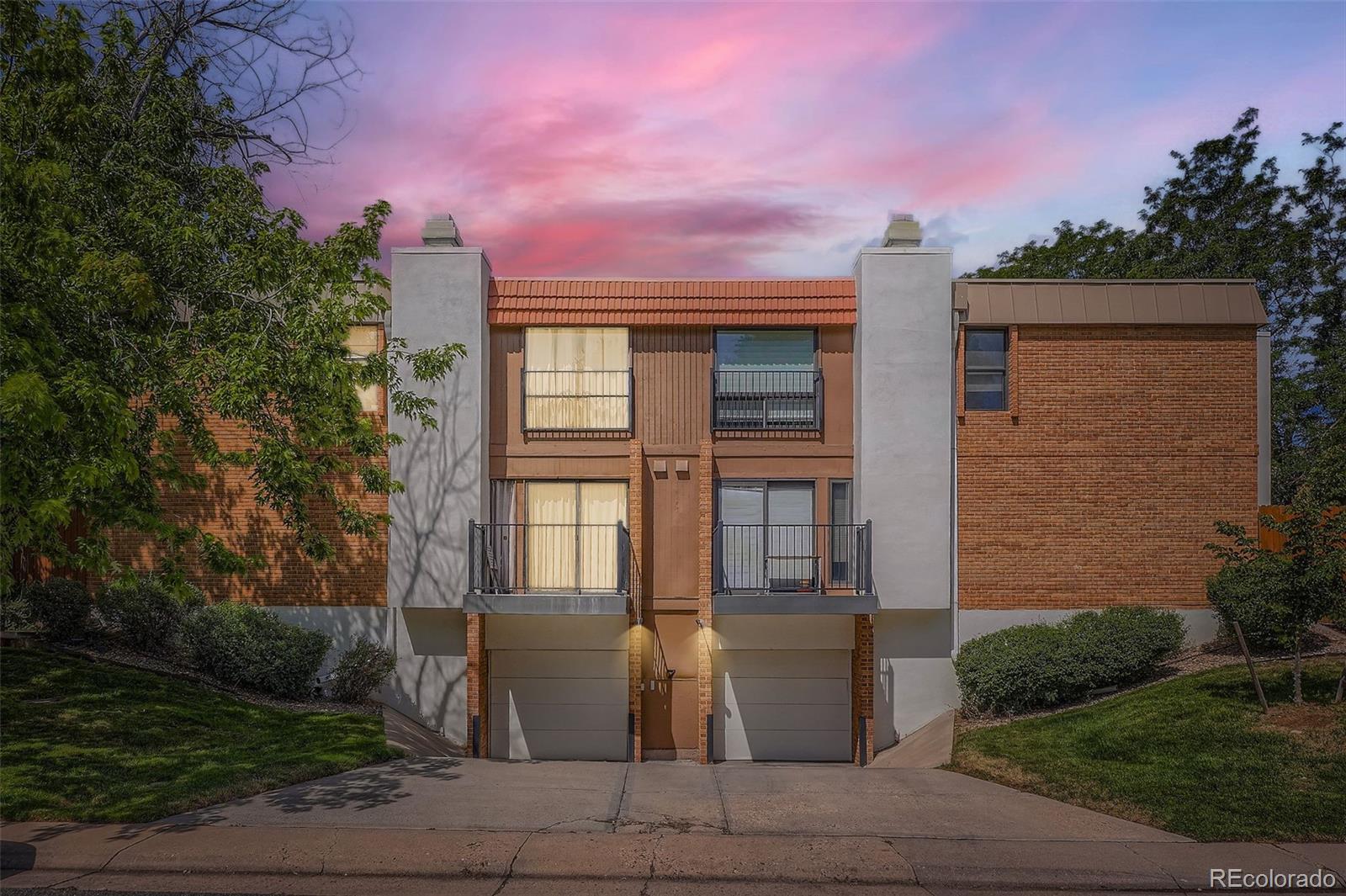 2917 S Locust Street Denver CO 80222