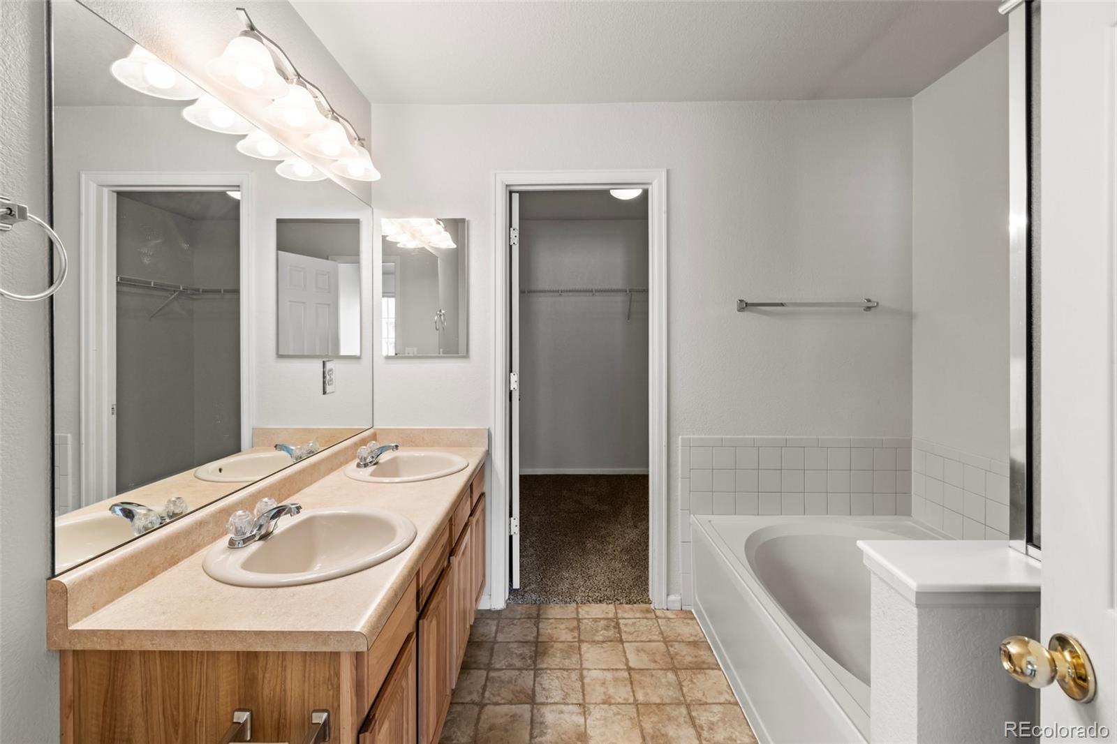 619 S Norfolk Way Aurora CO 80017