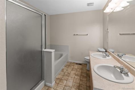619 S Norfolk Way Aurora CO 80017