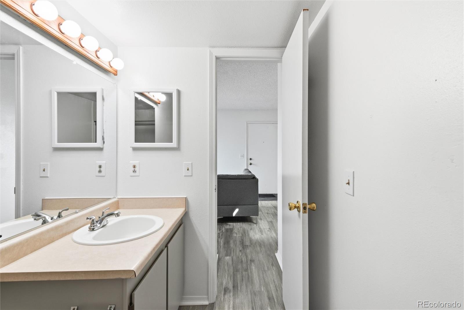 1830 Newland Court Lakewood CO 80214