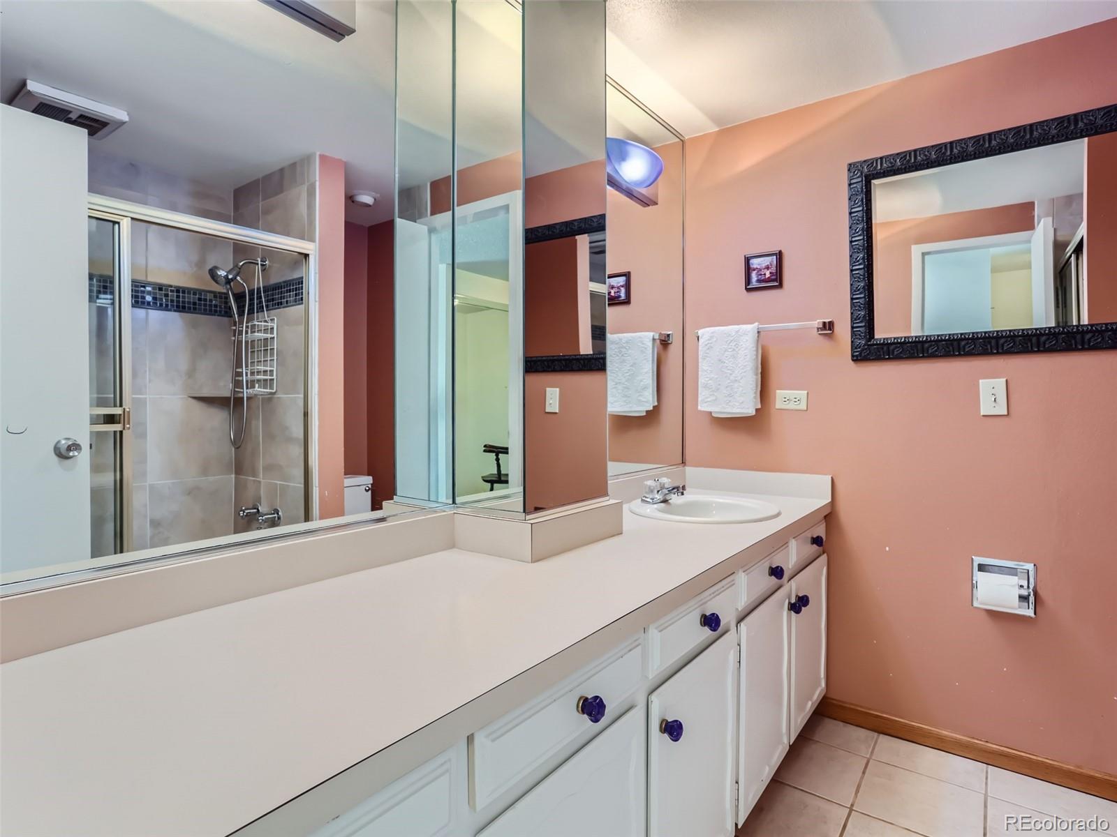 799 Dahlia Street Denver CO 80220