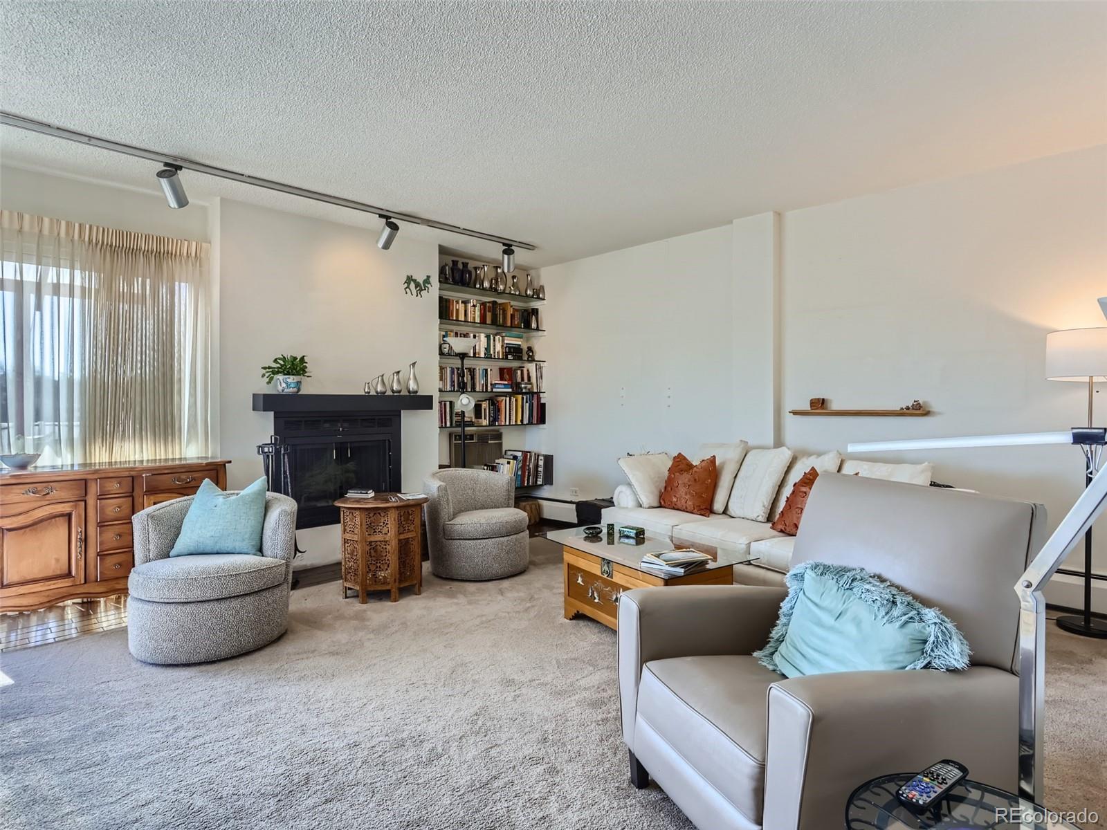 799 Dahlia Street Denver CO 80220
